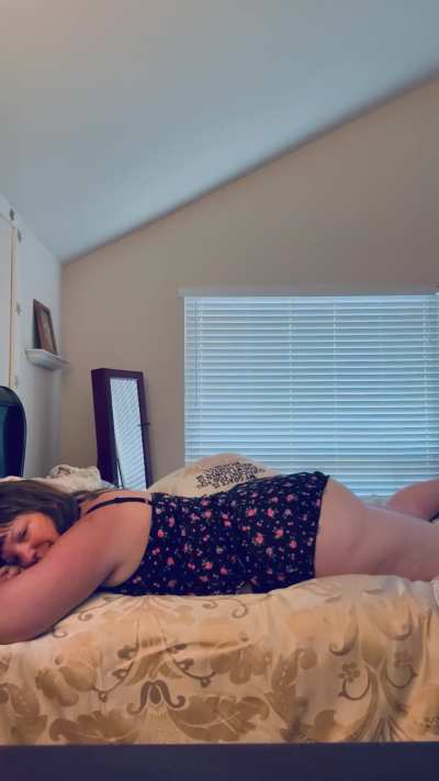 I’ve been curious lately about how it would feel to lay my 210 pound body on top of a younger man while I released fart after fart, wondering if he’d survive 💨 💋