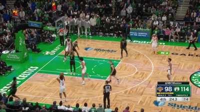 [Highlight] Luke Kornet is pleased by Derrick White's use of his technique on 3 point defense