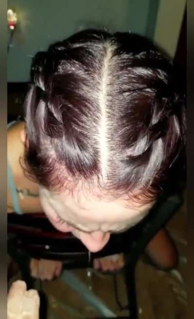 Guy Fingers His Girlfriends Throat and Makes Her Puke