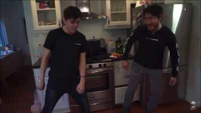 DO NOT REPEAT THE DANCE OF ITALY