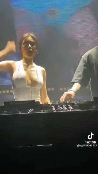 ^^^.....Audio Visualizer.....^^^