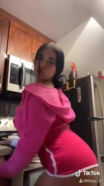 Tik tok content or onlyfans content🤔cant tell the difference