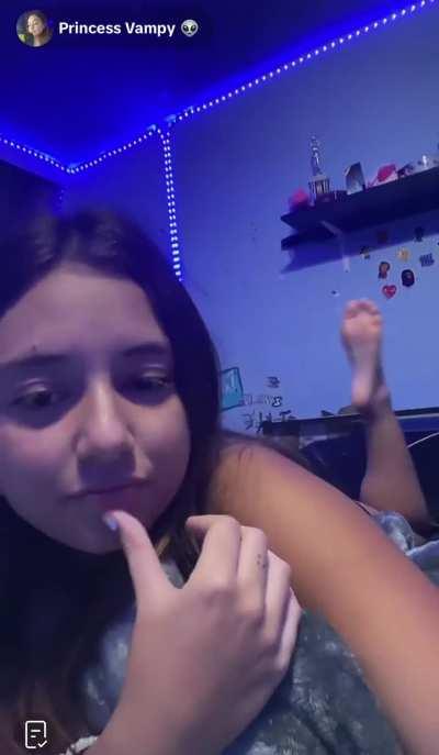 @vampibabyy’s soles