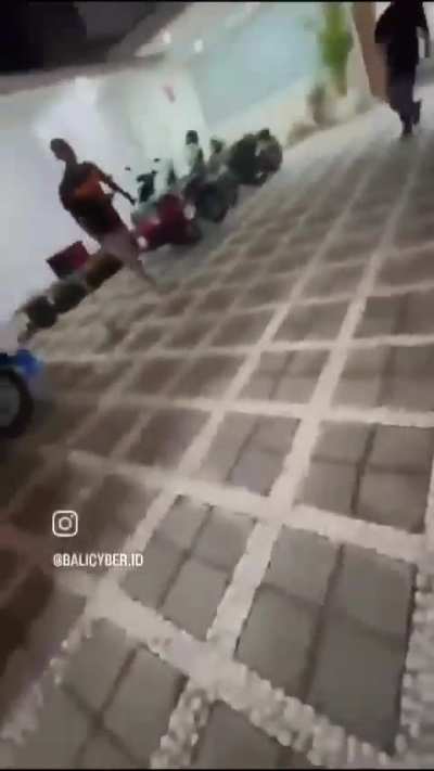 Most civilised westoid in bali