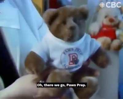 Before he was a Hollywood actor, KEANU REEVES worked for CBC and did a news report on a Teddy Bear convention in 1984. From r/90s_kid