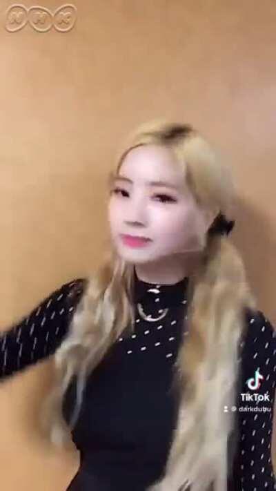 Dahyun - blonde, black top, flash poses, tiktok