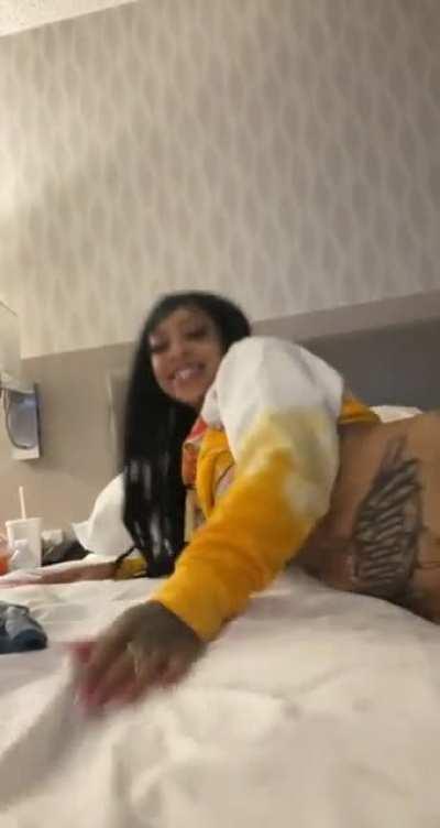 ⚠️WHAT YOU'RE MISSING IN THE TELE GROUP⚠️FULL VIDS⚠️EXCLUSIVE CONTENT⚠️ONLYFANS CONENT⚠️AND MUST OF ALL A COMMUNITY THATS DOWN TO POST AND FIND CONTENT REQUESTED⚠️ DM FOR ENROLLMENT $$⚠️