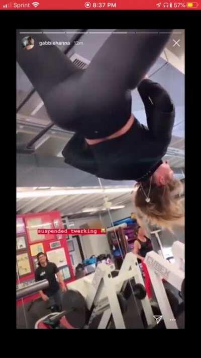 Fuck that cringe she posted, remember when she did this?