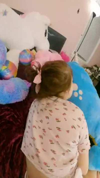 does anyone have full vid?