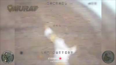 Russian Drone Fighting Ukrainian Drone Using ‘Battering Ram’ Stick Attached