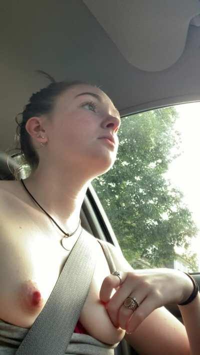 Do grey tank tops work the same as grey sweatpants?