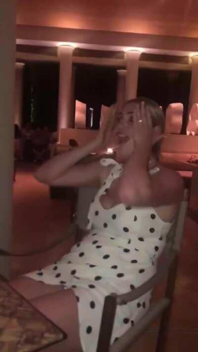 Quick, someone record Kate Upton’s reaction to my dick pic!