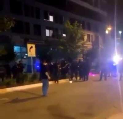 Police stop uncooperative protester