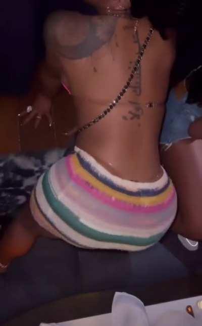 Imagine getting right behind that ð