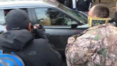 Armed Pro-Trump rioters blocking traffic and destroying personal property with deadly weapons (Stop the Steal rally at Oregon State Capitol)