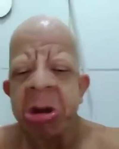 Old nigga baby Smoking some gas 💨😈💯