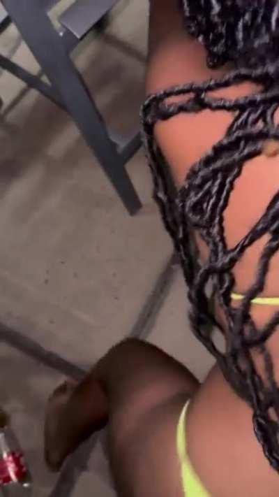 Got twerked on for the first time ever!! Damn that booty🍑🍑🥵🔥😍