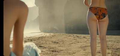 Thomasin McKenzie Ass