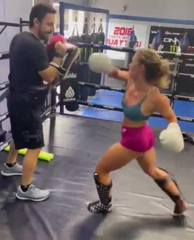 All that Jiggle 🍑🍑😩