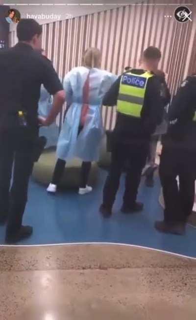 Is this fucking real? 😮