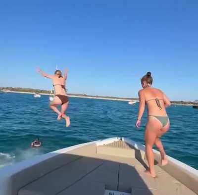 Maya Le Tissier, Wieke Kaptein & Aggie Beever-Jones