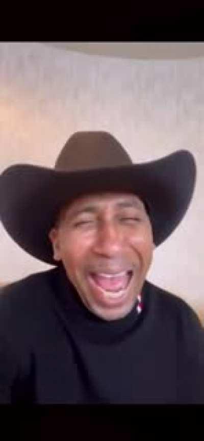 ACTIVISION reading complaints about their broke A$$ GAME, broken weapons, hacking fest.