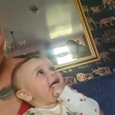 Daddy making her laugh for the 1st time 🥰🥲🤩