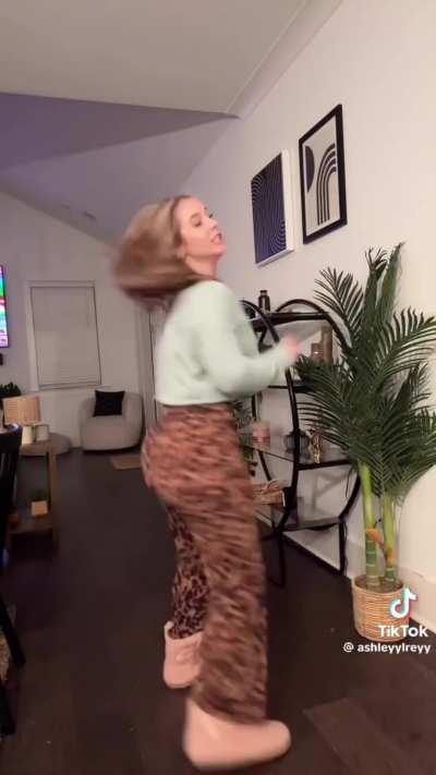@ashleyylreyy
