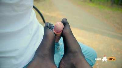 Pantyhose Footjob in the Public Park