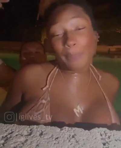 The Way They Just Bounce Is One Of My Favorite Things Of Her 😩😩