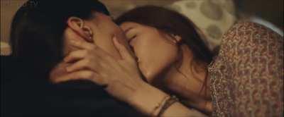 Ke-Xi Wu & Vivian Sung (Nina Wu 2019 - Scene #2)