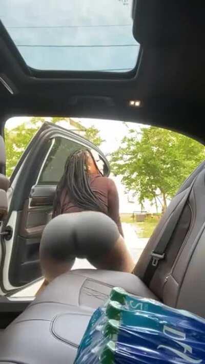 Quick backseat twerk