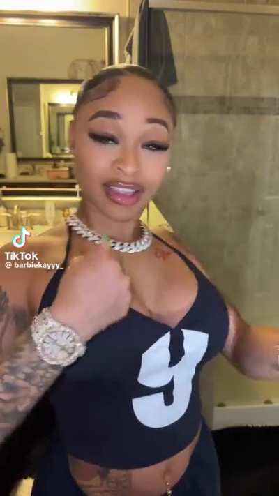 Damn latto got sum competition 😍