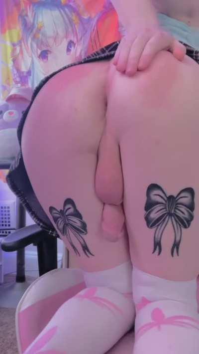 I&rsquo;m the kinky trans girl next door that you&rsquo;ve been dreaming about 😋💕 available now for [SEXT] and [GFE] sessions with [VID] and [PIC] included 💕 Dom and sub, ask me about your favorite [FET]ish 💕 Join my [FAN]club for 400+ photos and videos 