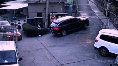 “Can You Teach Me How to Drive Stick Shift, pleeeease?”