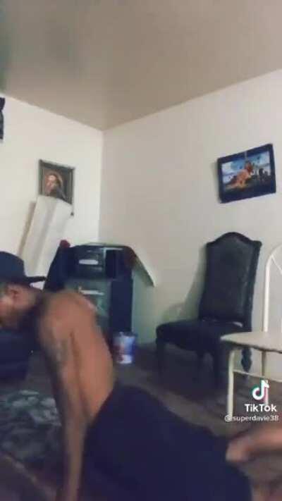 Unc off da percs again