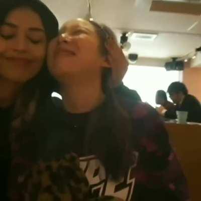 IM GONNA GO CRY THIS IS TOO CUTE (credits on who found this: RAE0L0GY on Twitter)