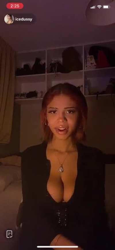Cute teen with big boobs and big lips (part 2)