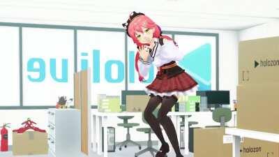 When Miko breaks Korone's handheld game console