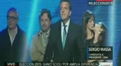 Gana Massa por amplia diferencia 