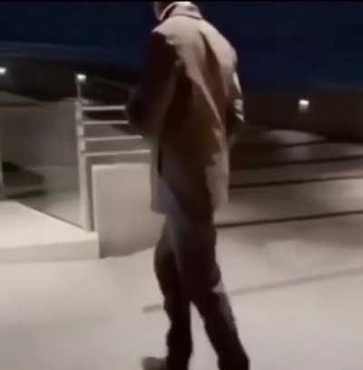 kanye used the trav signal for his feature.