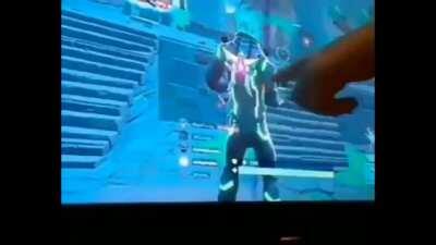 Lets do kickboxing against this shit!