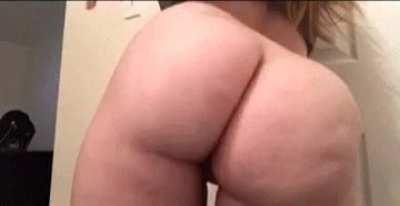 Who would slap my thick ass for me ?