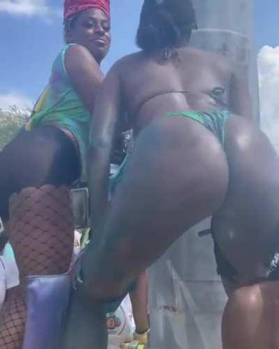 Miami Jouvert Vibes (@ambitionnheels)