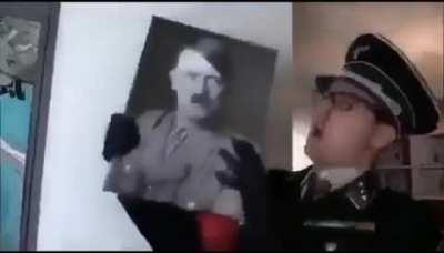 Hitler senpai