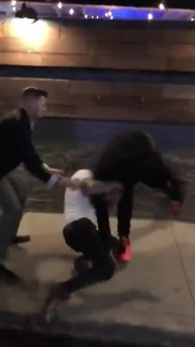 Nice reversal into a choke