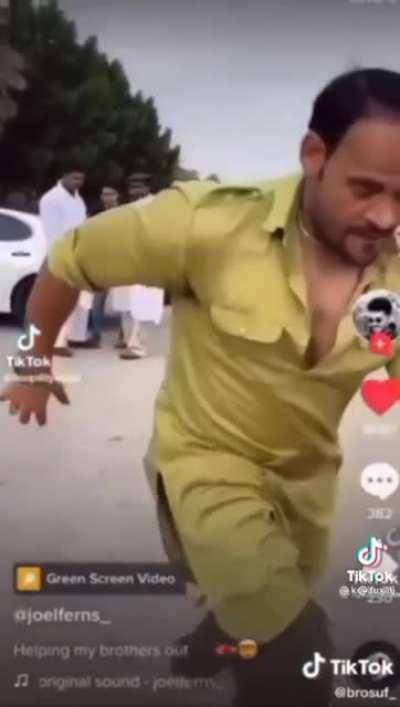 The homies got his back