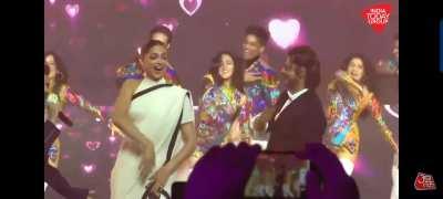 SRK and Deepika at Jawan press meet 