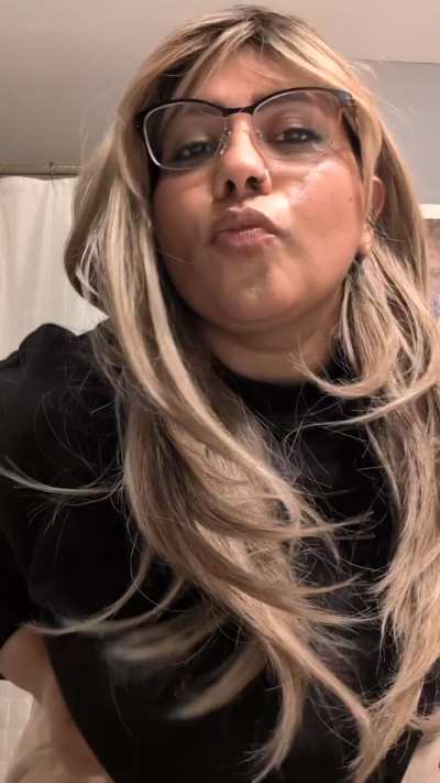 Milfs with glasses your type? ;)