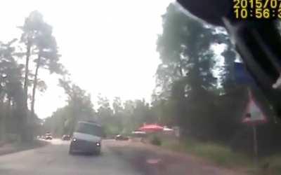Russia: Brutal car crash 